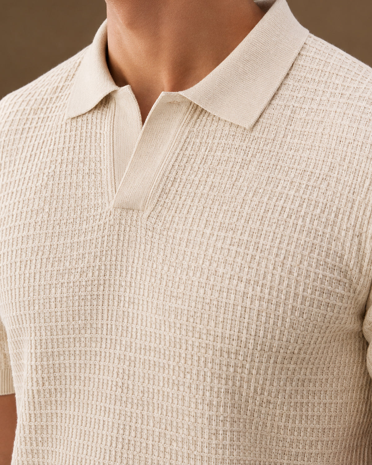 Textured Open-Placket Short-Sleeve Knitted Polo T-Shirt in Ecru