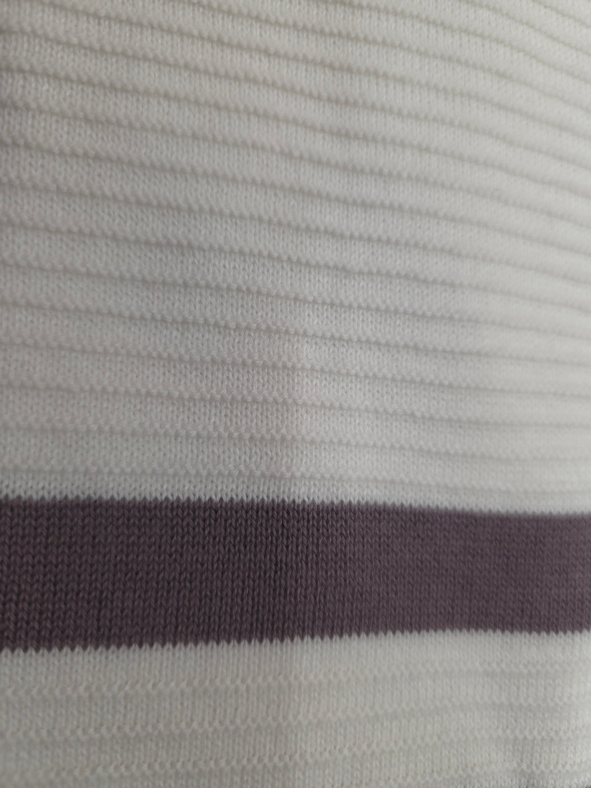 Retro Chest-Striped Fine Gauge Knit Polo T-shirt in Off-White & Burgundy